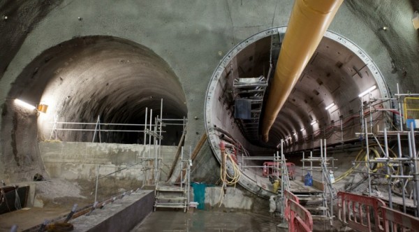 eastbound cavern at stepney green awaits arrival of tbm jessica 3 february 2014_121861