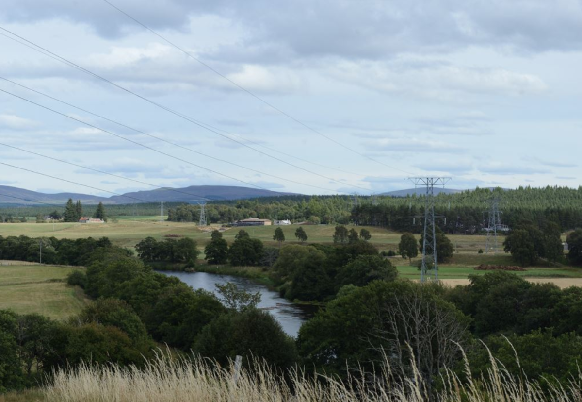 Sections of overhead lines, near the villages of Boat of Garten and Nethy Bridge, to be removed