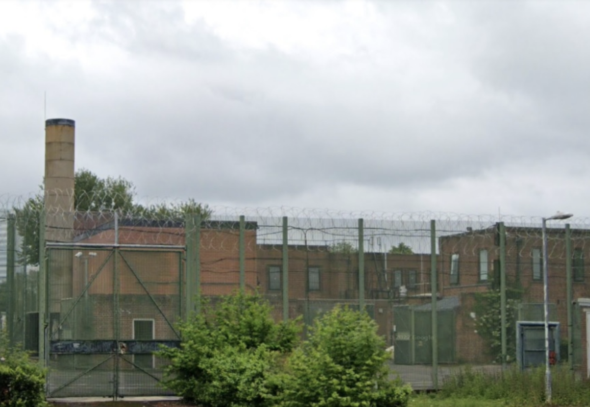 Plan advances to reopen Campsfield immigration removal centre in Oxfordshire