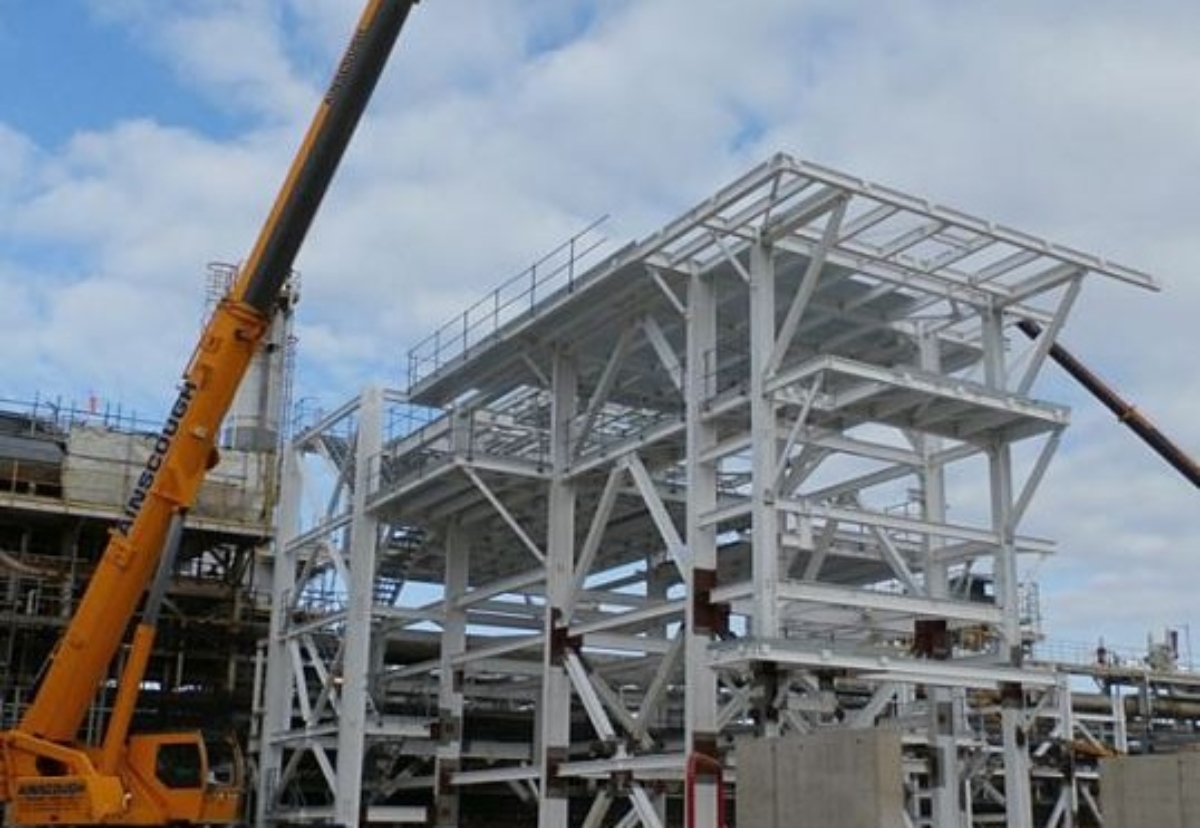 Harry Peers offers a full project management service with particular expertise in the design, engineering, fabrication and erection of structural steelwork